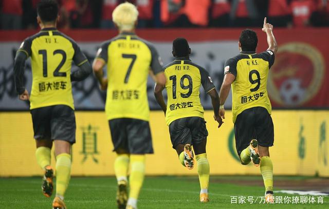 广州恒大客场击败河北华夏幸福，积分稳定
