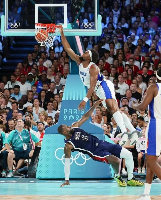 纽约篮球锦标赛掀起全球轰动 纽约篮球锦标赛掀起全球轰动