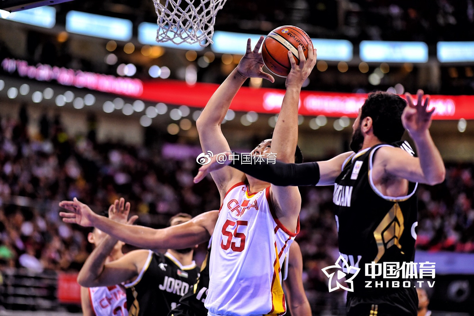 关于河南男篮逆转胜云南，表现抢眼的信息