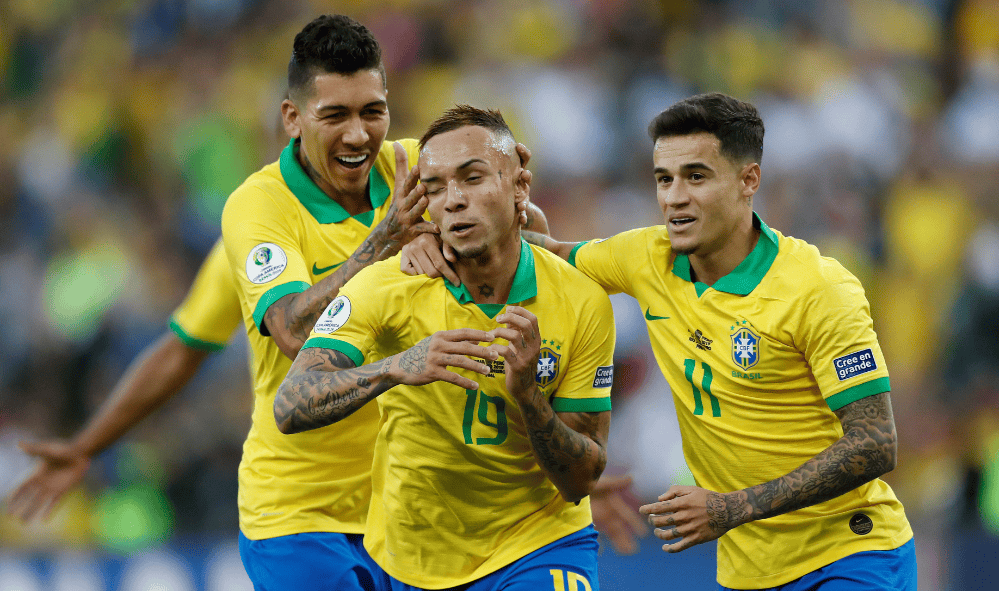 巴西国家队备战世界杯,全队备战冠军 巴西国家队备战世界杯,全队备战冠军