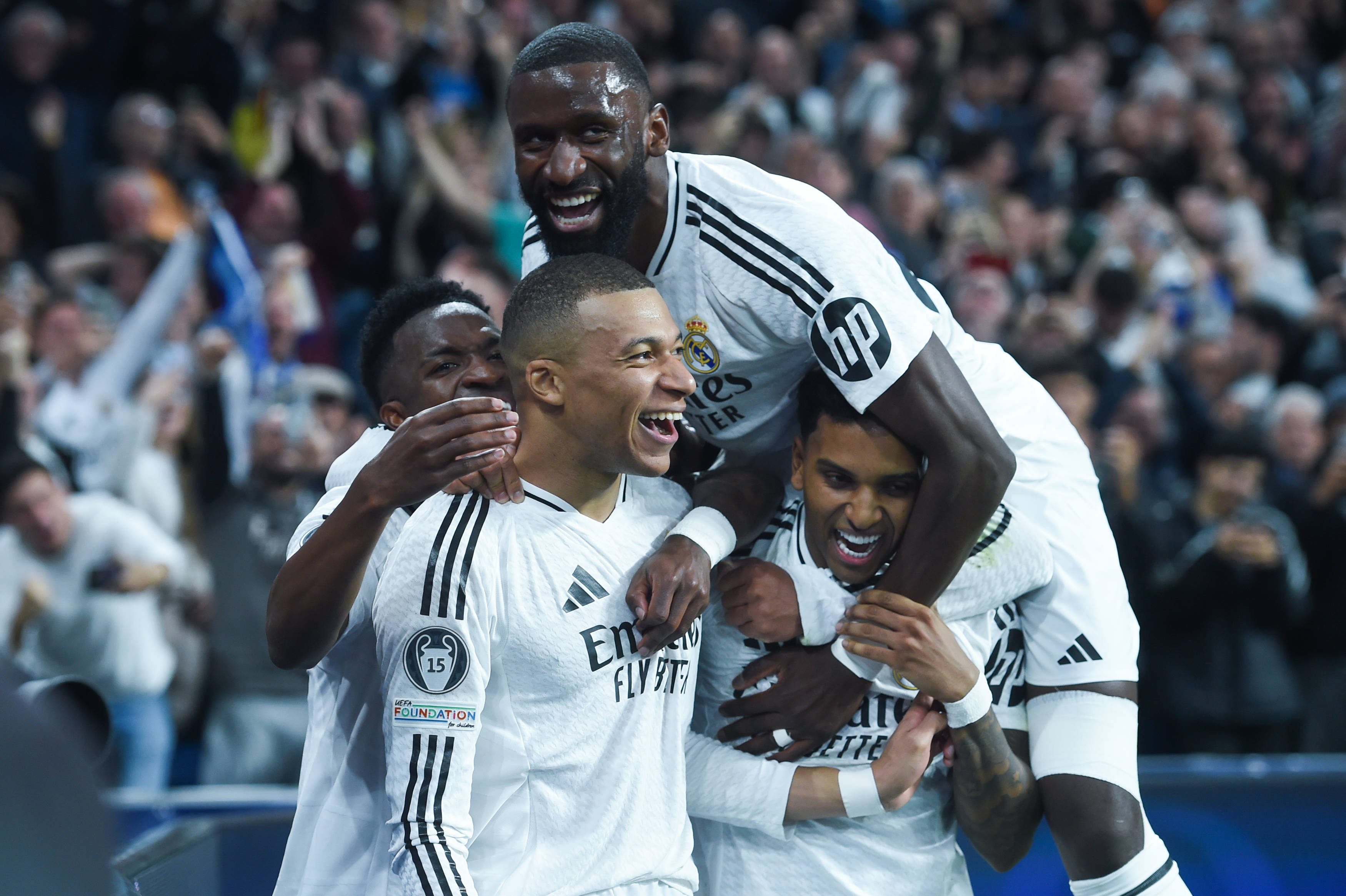 尤文图斯击败对手,晋级欧冠四强 尤文图斯击败对手,晋级欧冠四强