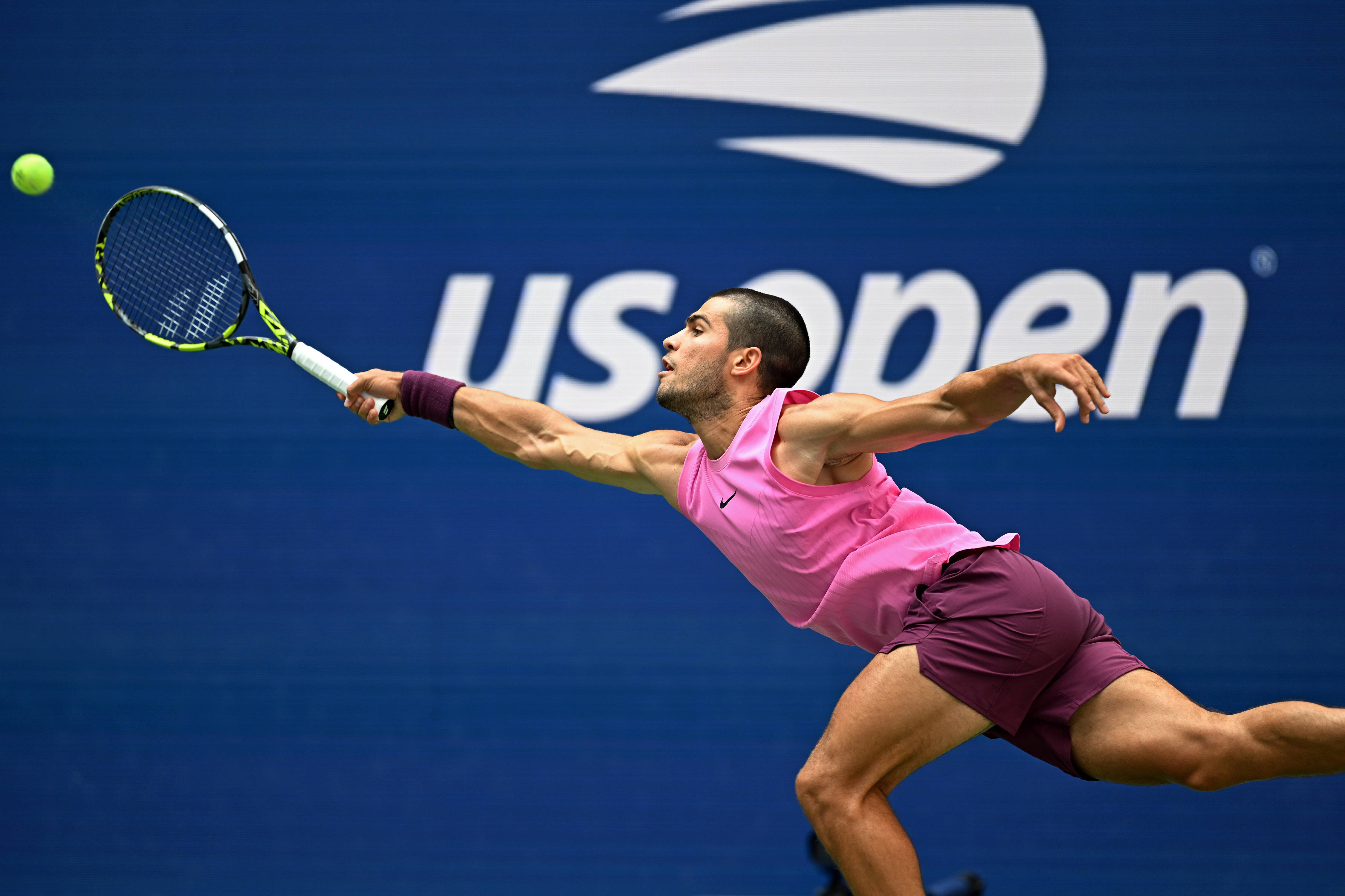 雷火电竞官网-美网轻取拉沃尔杯，阿尔卡拉斯高光表现