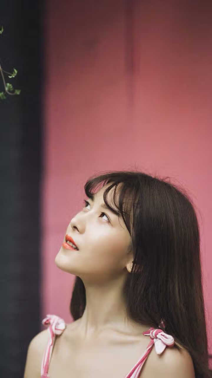 亚洲闪耀非洲杯，李刚仁爆发vs几内亚爆冷，足球世界的奇妙交汇