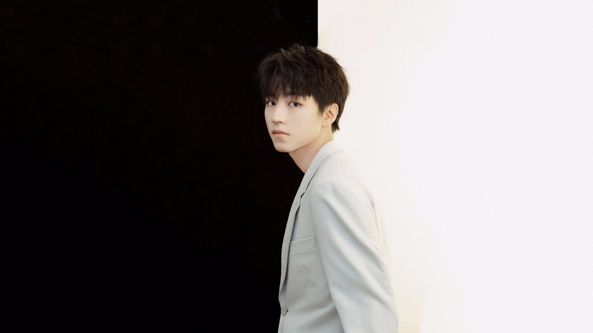 雷火电竞下载-2026世界杯焦点战，深圳队以足球之道斩落篮球巨兽尼克斯