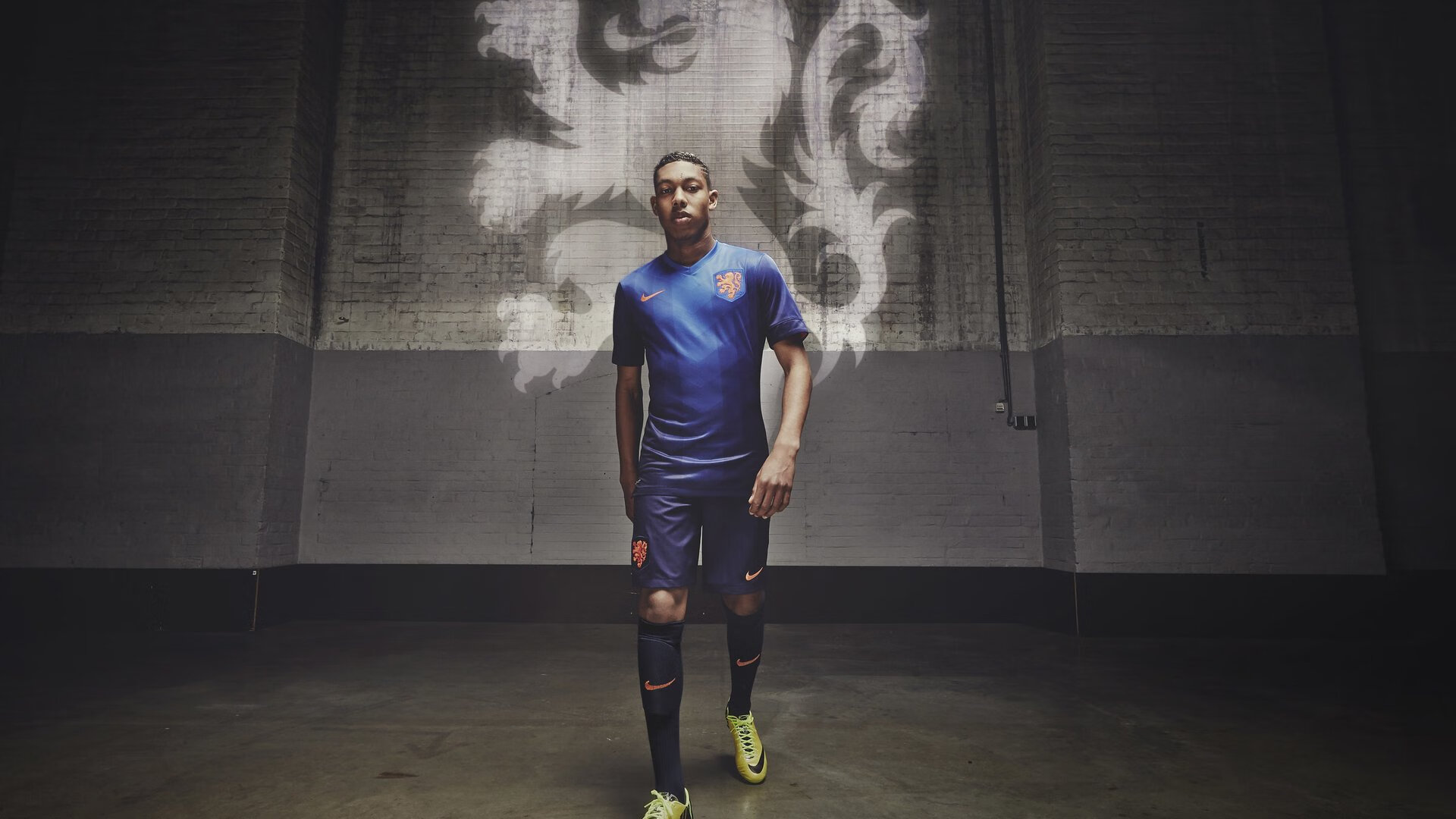 一波带走,上海队的摧枯拉朽与詹姆斯的历史浪潮