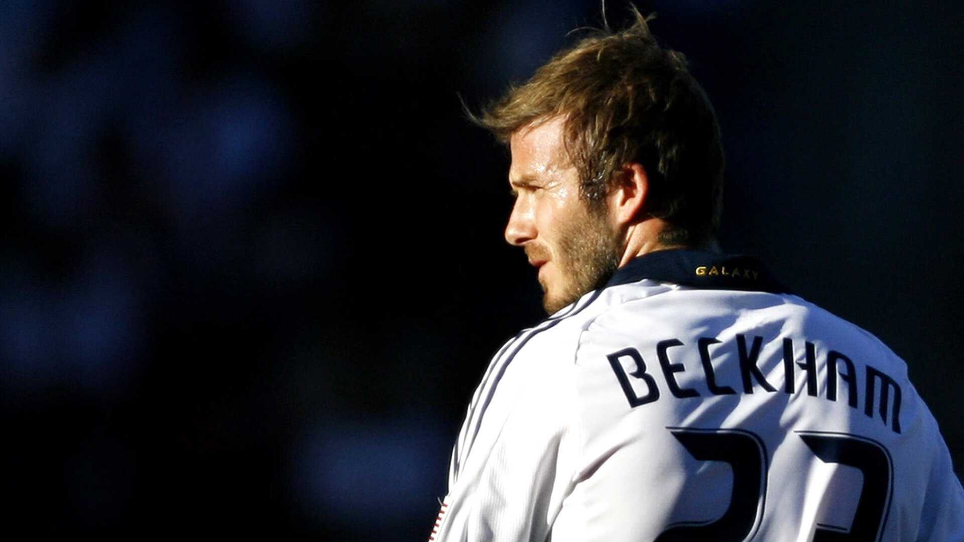 剑鞘藏锋，当铁幕舞者化作利刃，卡塞米罗在2026的仲夏夜点燃了桑巴的永恒焰火