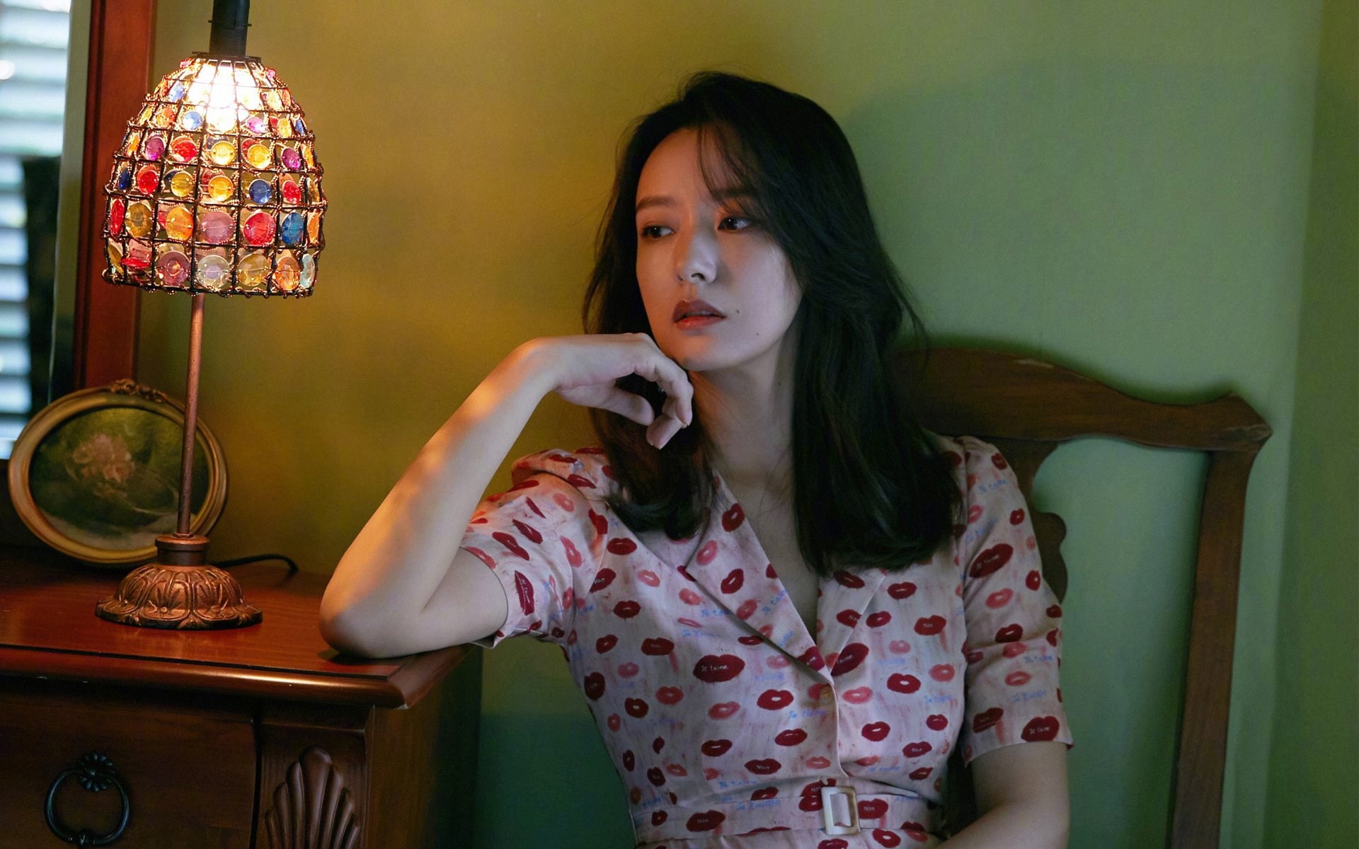 蓝白风暴撕裂北欧防线，格列兹曼导演的B组生死战，伊朗铁骑如何成为最意外配角？